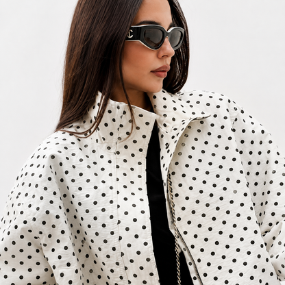 Chaqueta Dot Chic — Bomber Holgada de Entretiempo con Diseño Clásico