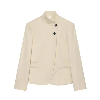 Blazer Serena: un elegante blazer para mujer ideal para viajes y estilo urbano.